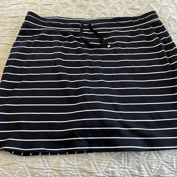 Skirt B&W Stretch-size 16 - Picture 2 of 4